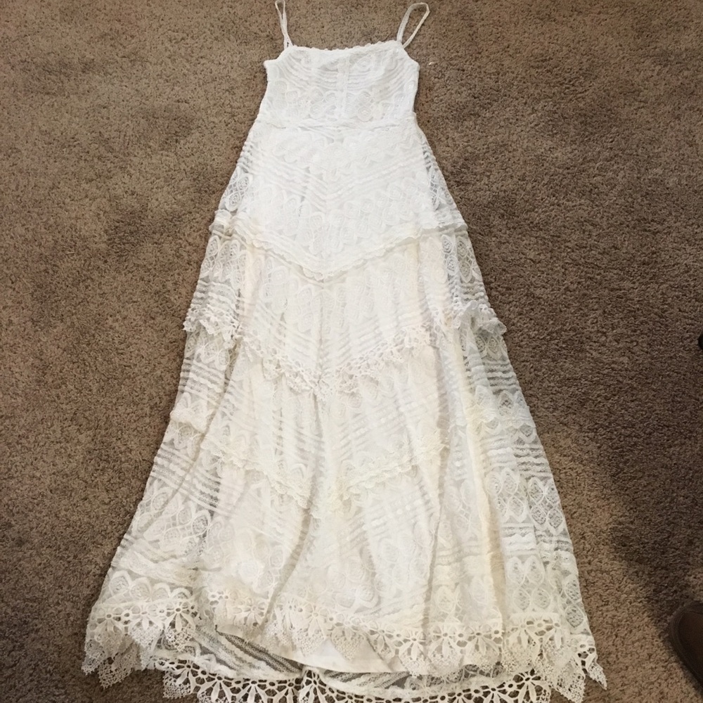 Lulus beneath the garden arbor ivory lace dress 🌸
